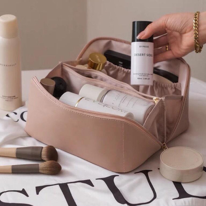 Travel Pouch Large Capacity Travel Cosmetics Bag