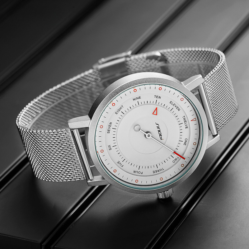Montre de sport d'inspiration militaire
