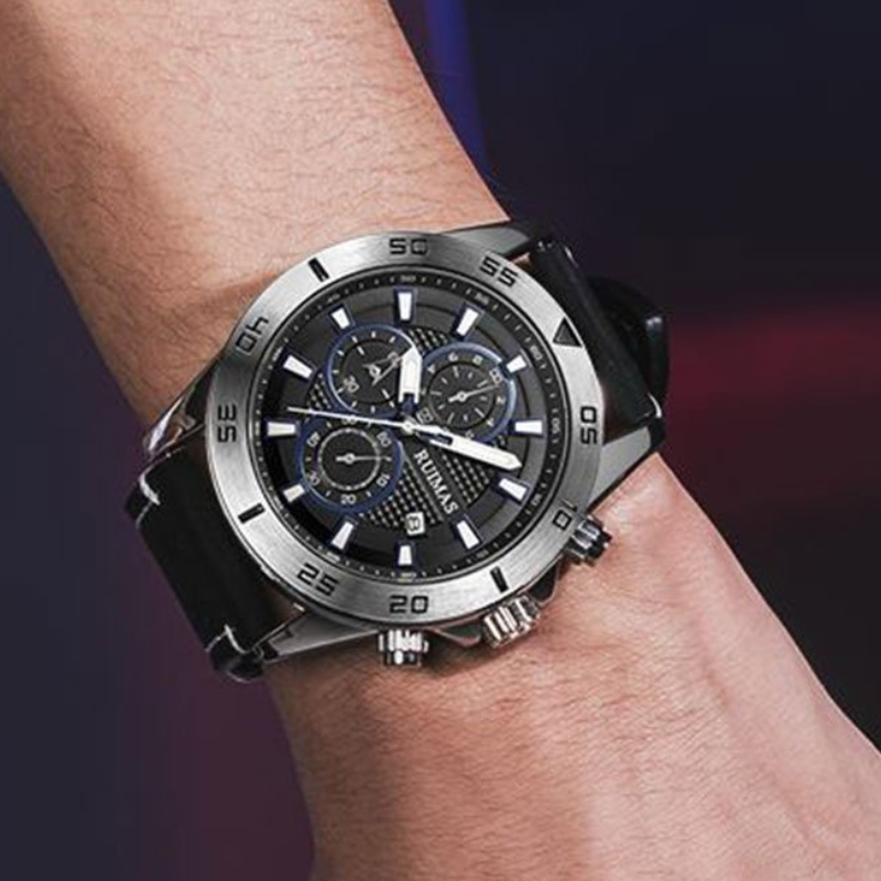 Montre chronographe à cadran et quartz