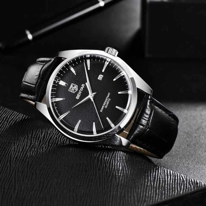 Montre d'affaires de luxe sophistiquée
