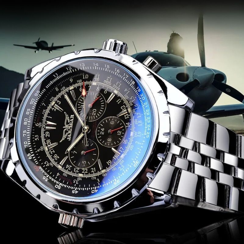 Montre mécanique militaire