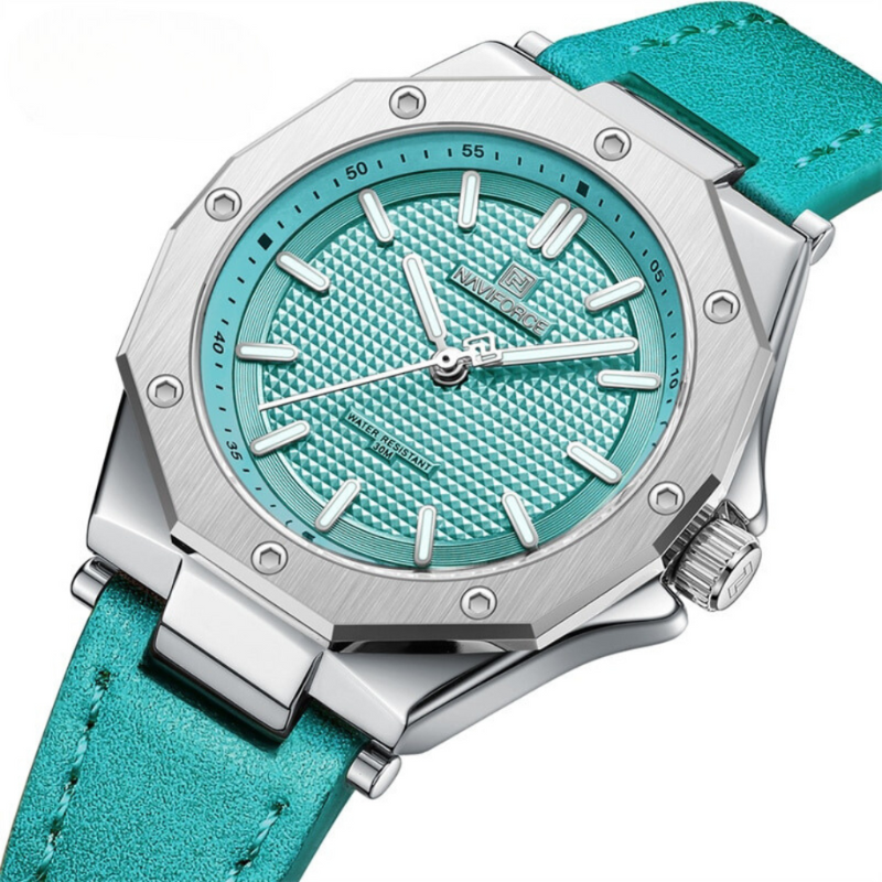 Montre de luxe classique à la mode