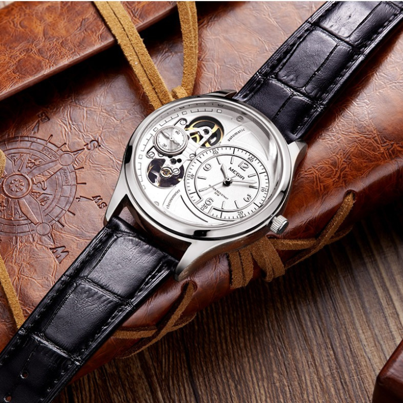Montre analogique à quartz