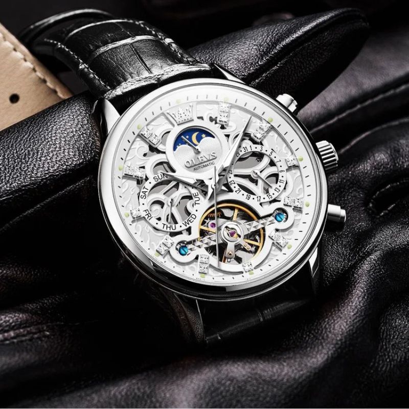 Montre mécanique automatique avec bracelet en cuir