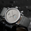 Montre classique minimaliste