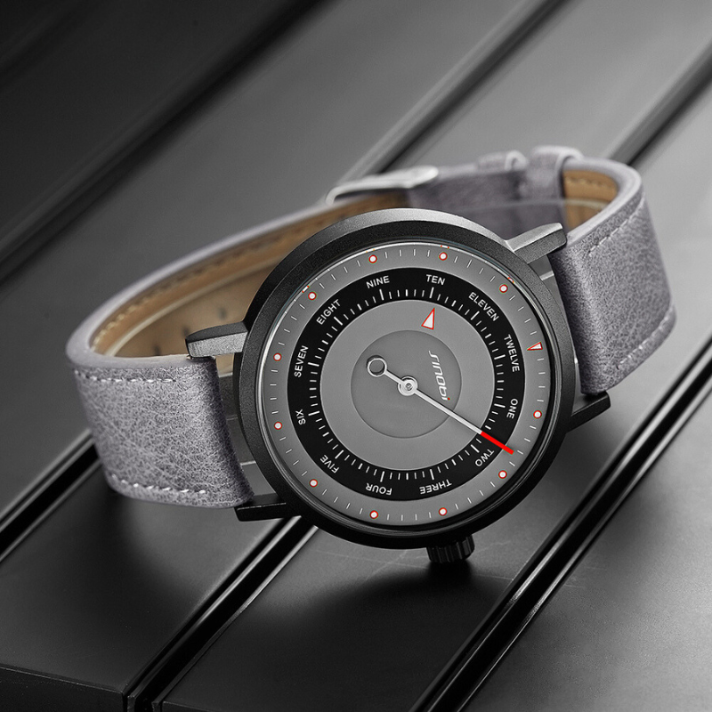 Montre de sport d'inspiration militaire