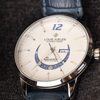 Elégante montre Moonphase