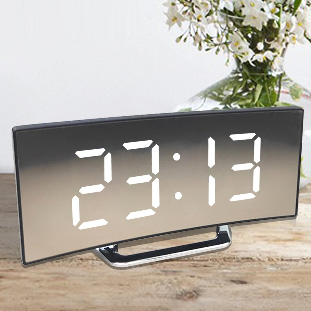 Réveil avec affichage LED