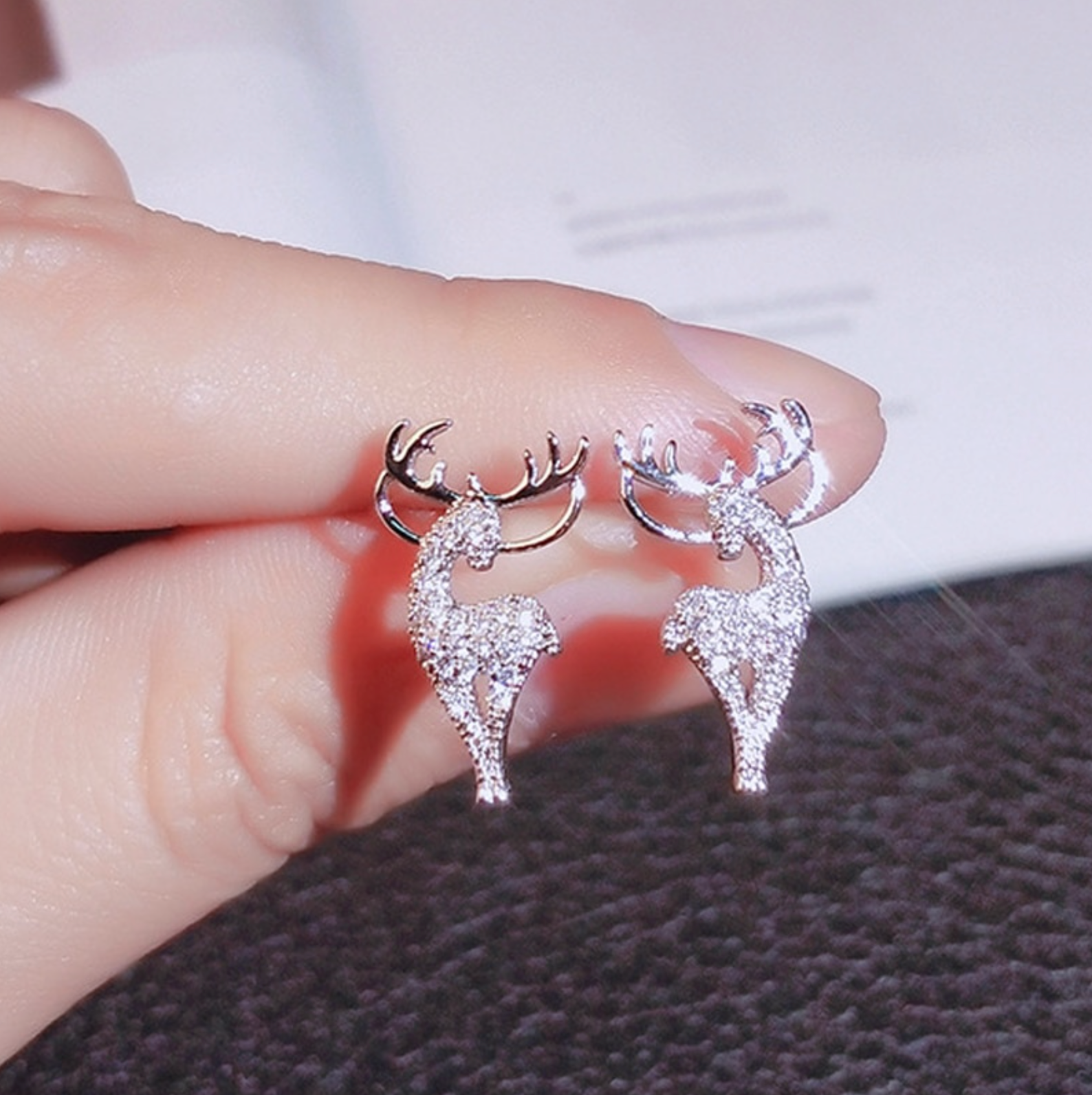 Boucles d'oreilles renne en cristal argenté