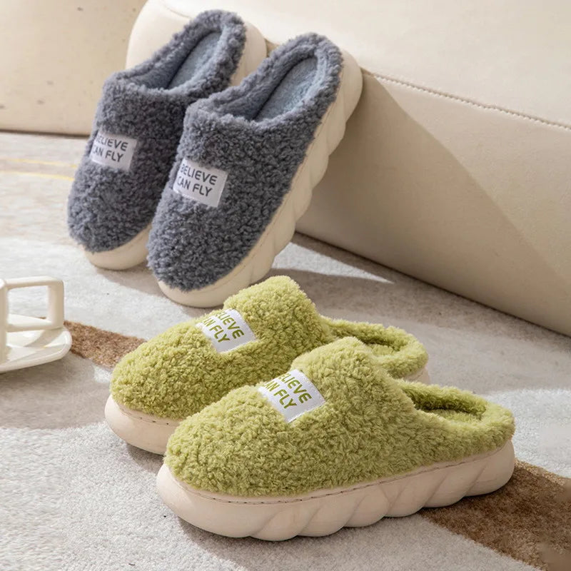 Chaussons Intérieurs en Peluche Douce
