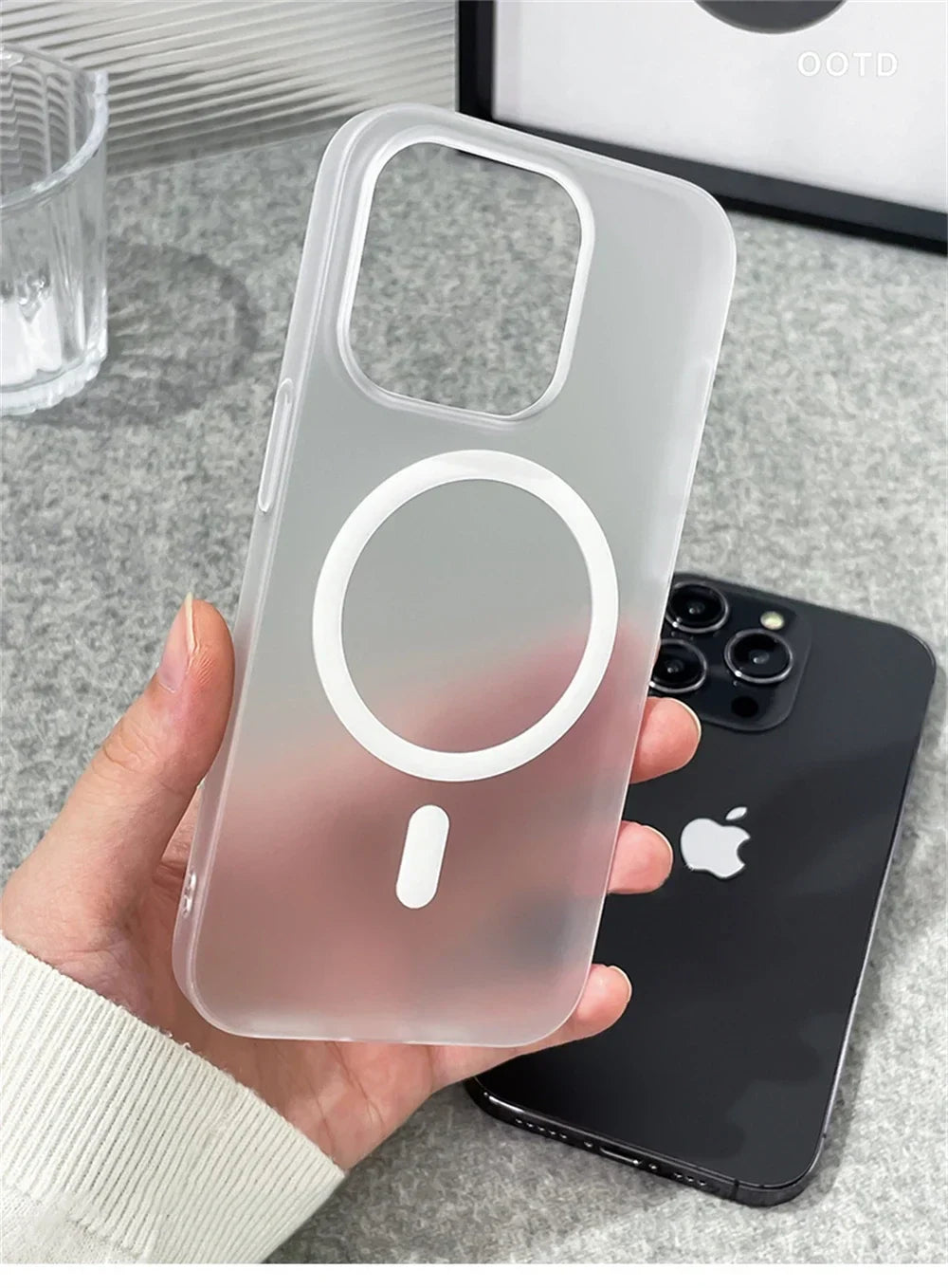 Étui magnétique ultrafin et transparent pour iPhone