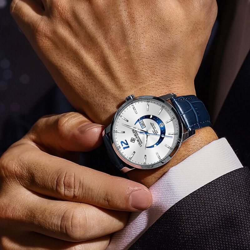 Elégante montre Moonphase