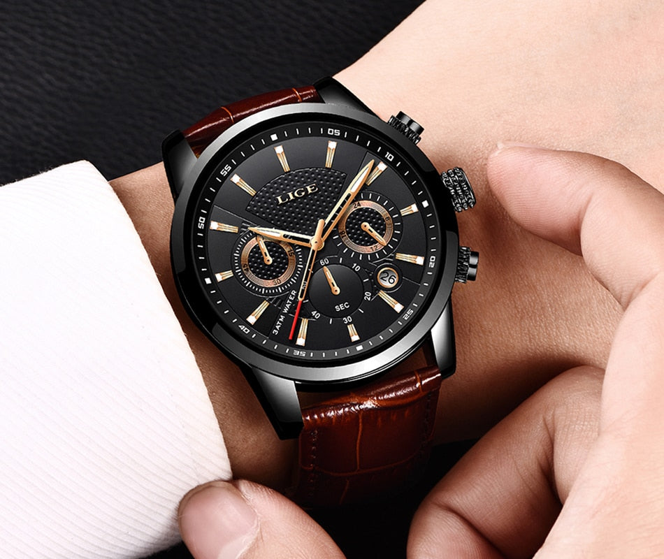 Montre militaire en cuir à la mode