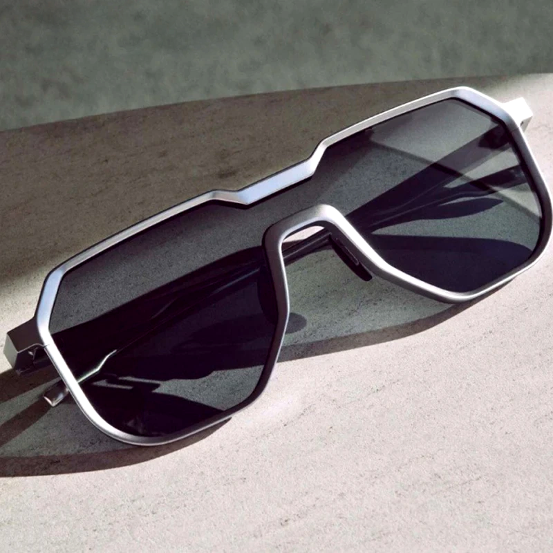 Lunettes de soleil gothiques et punk pour hommes